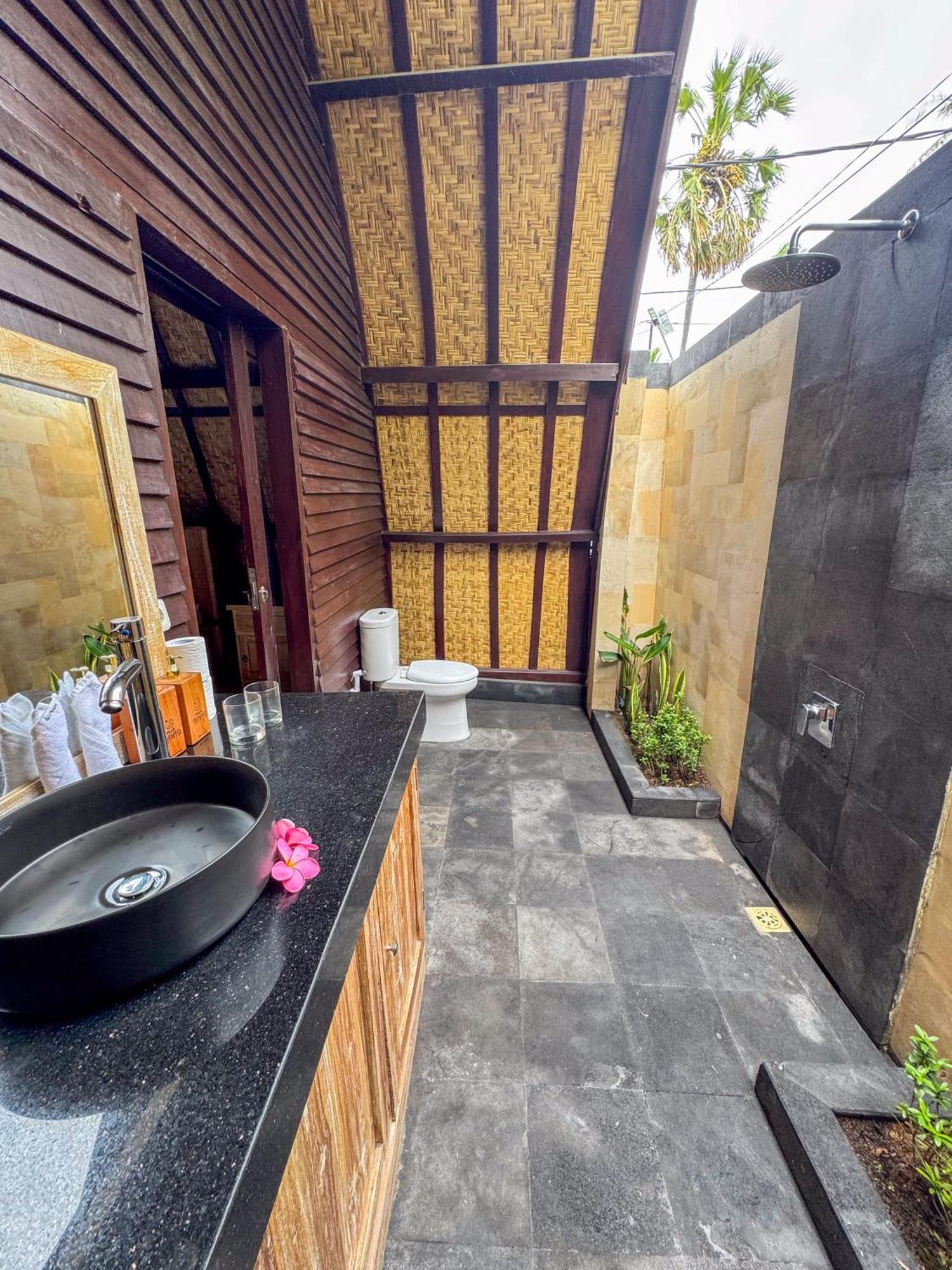Villa Tahid Gili Air Buitenkant foto